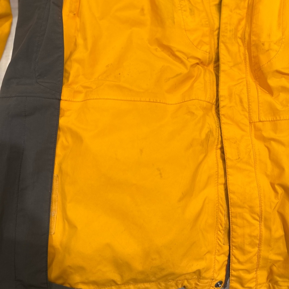 North Face Summit Series Gortex Jacket - image 4